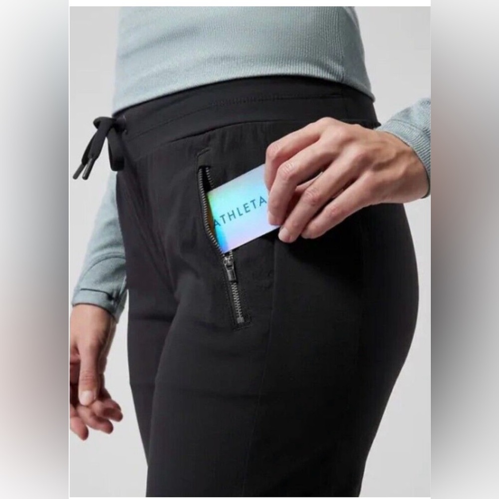 Athleta Trekkie Jogger